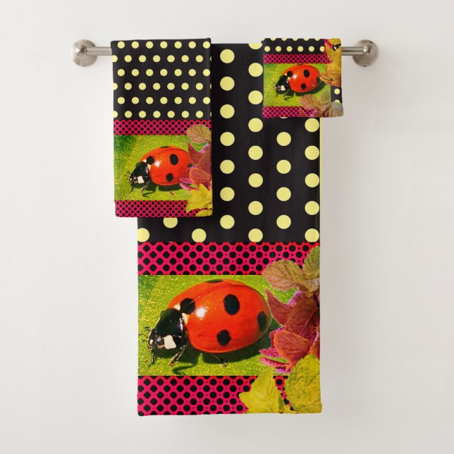 Happy Little Ladybug Badhandtuch Set (Insitu)