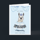 Happy Llamakah | Funny Llama Hanukkah Card Feiertagskarte<br><div class="desc">Ich nenne ihn Jiddisch Llamakah. Er genießt die Bärenpflege mit nur der vegansten Bartpomade. Zu seinen weiteren Hobbys zählen die Beprobung von kleinen Chargen Eiche gealtert manischewitz, handgerolltes herausforderahes Brot und das Hören einer großen Alt-Folk-Jingle. Er hat Sufganiyot nur einmal ausprobiert, aber es machte ihn zu paranoid, also bleibt er...</div>