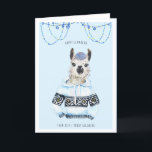 Happy Llamakah | Funny Llama Hanukkah Card Feiertagskarte<br><div class="desc">Ich nenne ihn Jiddisch Llamakah. Er genießt die Bärenpflege mit nur der vegansten Bartpomade. Zu seinen weiteren Hobbys zählen die Beprobung von kleinen Chargen Eiche gealtert manischewitz, handgerolltes herausforderahes Brot und das Hören einer großen Alt-Folk-Jingle. Er hat Sufganiyot nur einmal ausprobiert, aber es machte ihn zu paranoid, also bleibt er...</div>