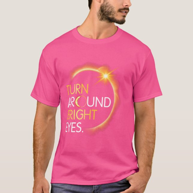 Happy Me You Totality Solar Eclipse drehen sich um T-Shirt (Vorderseite)