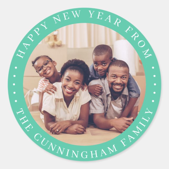 Happy New Year Modern Simple Chic Family Foto Runder Aufkleber (Vorderseite)