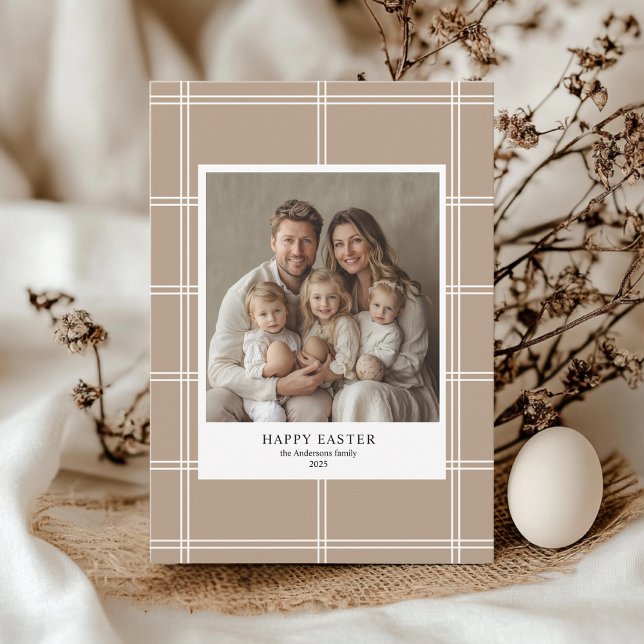 Happy Oaster Beige Family Foto Einladung (Von Creator hochgeladen)