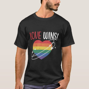 Happy Pride Month Regenbogenflagge für stolze Alli T-Shirt