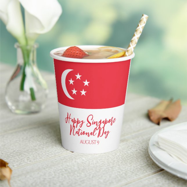 Happy Singapore National Day Singapore Flag Pappbecher (In Situ)