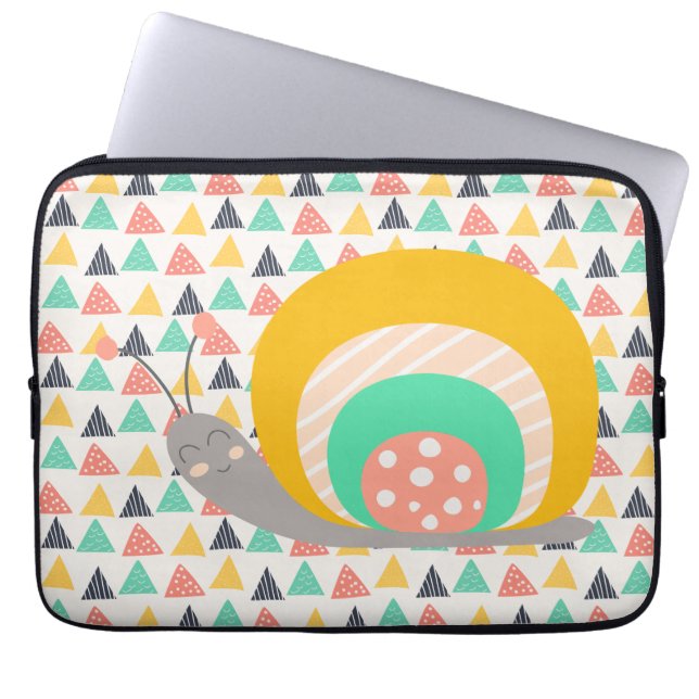 Happy Snail auf Dreiecken Laptopschutzhülle (Vorderseite)
