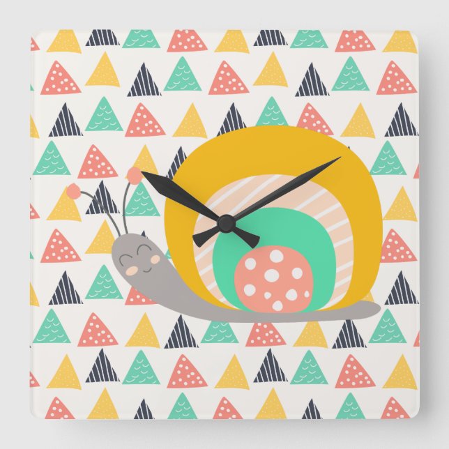 Happy Snail auf Dreiecken Quadratische Wanduhr (Vorderseite)