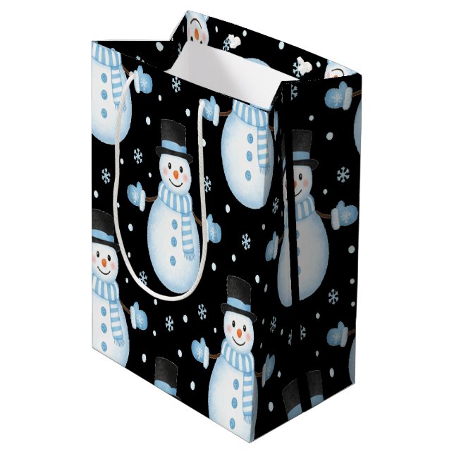 Happy Snowman Vibes Frosty Christmas Designs Mittlere Geschenktüte (Rückseite Schrägansicht)