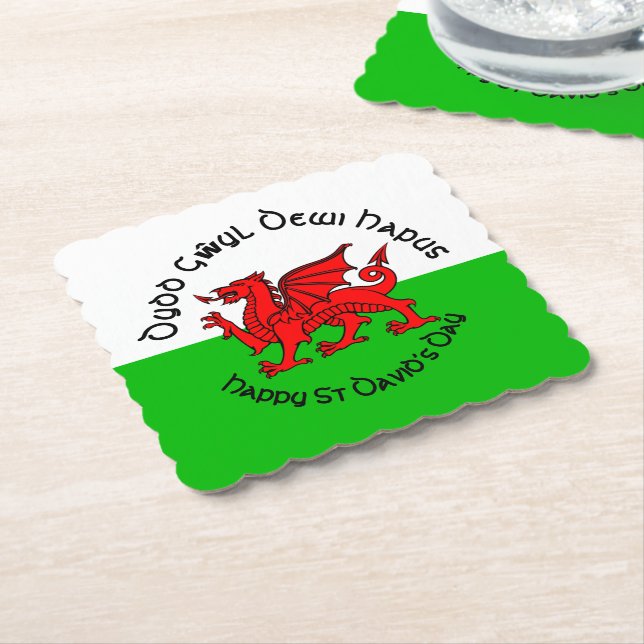 Happy St Davids Day im keltischen Stil Untersetzer (angewinkelt)