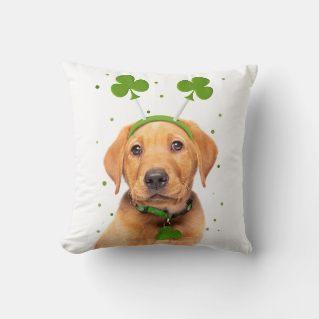 Happy St Patricks Day für jeden Hund im Headband Kissen (Vorderseite)