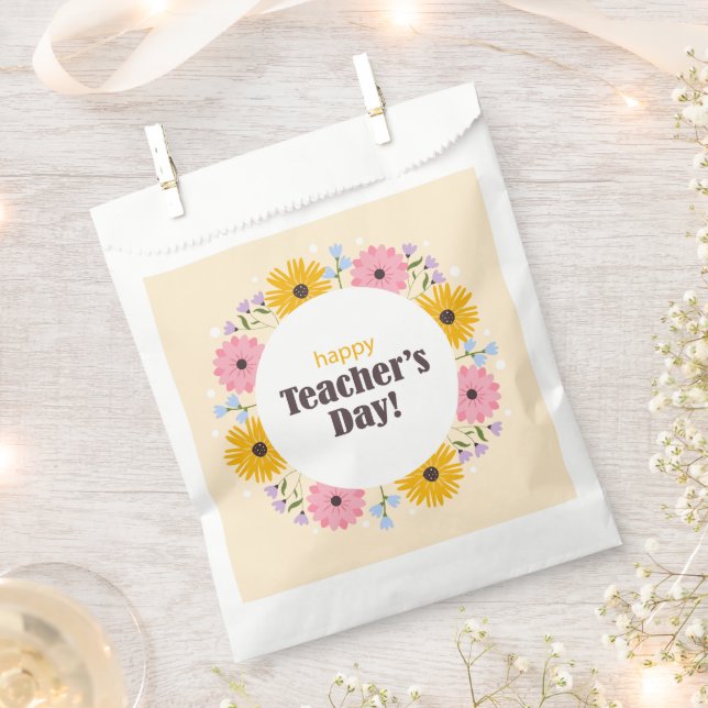 Happy Teacher's Day Wild Flowers Geschenktütchen (Ausgeschnitten)