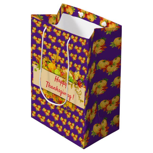 Happy Thanksgiving Mittlere Geschenktüte (Vorderseite Schrägansicht)