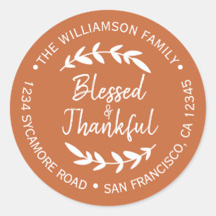 Happy Thanksgiving Rücksendeadresse Burnt Orange Runder Aufkleber