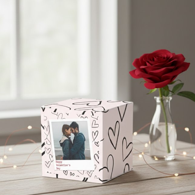 Happy Valentines Day Modernes, stilvolles Romantis Geschenkschachtel (Von Creator hochgeladen)