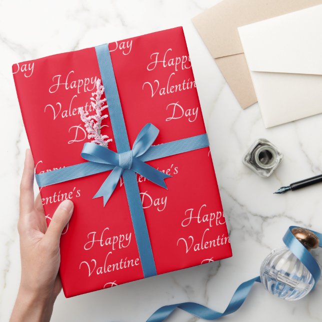 Happy Valentine's Day Typografy Red Geschenkpapier (Schenken)