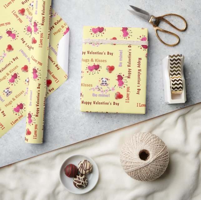 Happy Valentine's Day Wrapping Paper Couple Hearts Geschenkpapier (Kunsthandwerk)