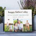 Happy Vathers Day Opa und 3 Foto Strip Leinwanddruck<br><div class="desc">Stilvoll und personalisiert verpackt Leinwand für Großvater am Tag des Vaters. Die Fotovorlage ist für Sie ein Set, um 3 Ihrer Lieblings-Fotos hinzuzufügen und Sie können auch so viel von dem Text bearbeiten, wie Sie möchten. Der Wortlaut lautet derzeit "Tag des glücklichen Vaters an den beststen Großvater aller Zeiten -...</div>