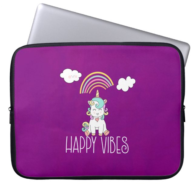 Happy Vibes Typografie Niedlich Lächeln Einhorn Laptopschutzhülle (Vorderseite)