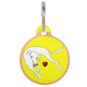 Happy white cartoon dog mit Liebe heart Haustiermarke