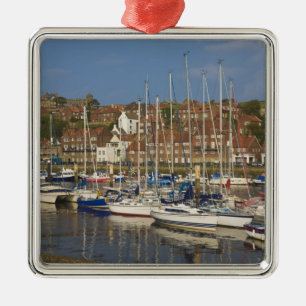 Harbour, Whitby, North Yorkshire, England Silbernes Ornament