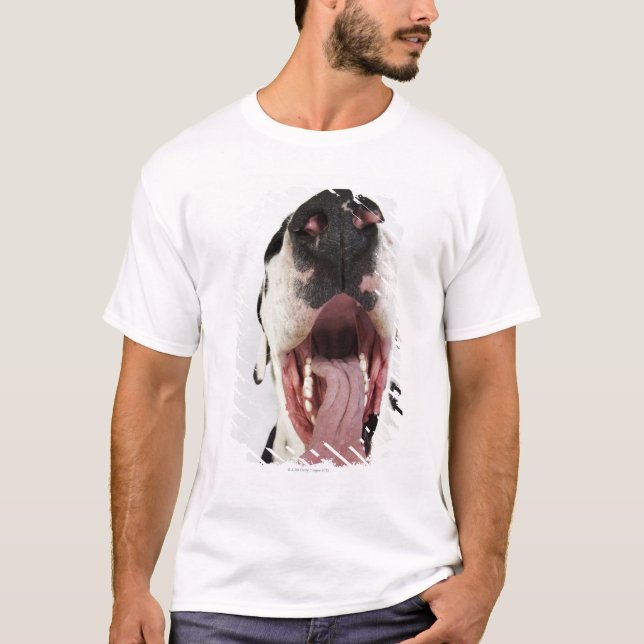 Harlekin-Deutsche Dogge mit offenem Mund, T-Shirt (Vorderseite)