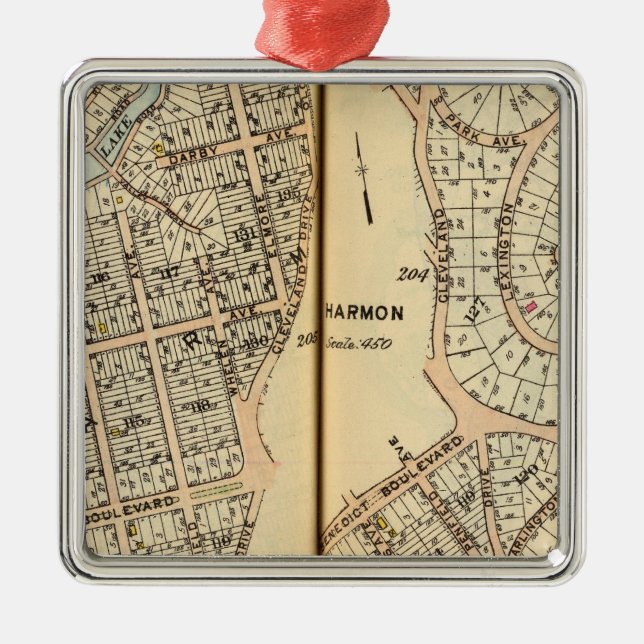 Harmon Park, New York 2 Silbernes Ornament (Vorne)