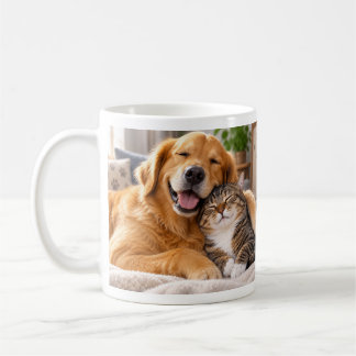 Harmonie entre chien et chat sur un mug