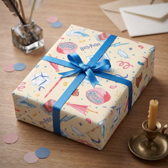 HARRY POTTER™ Geburtstagsfeiermuster Geschenkpapier (Simulated present on table)