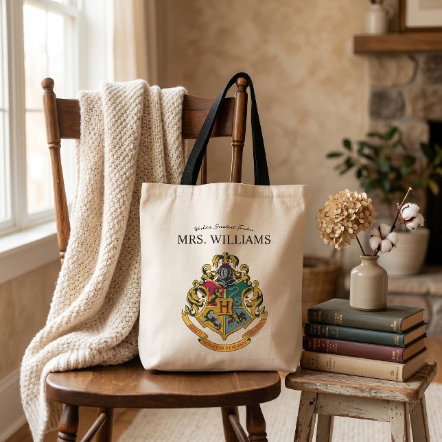 Harry Potter | Hogwarts Crest Teacher Personalisie Tragetasche (Von Creator hochgeladen)