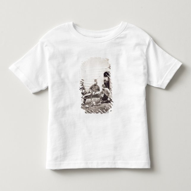 Härten im Lager (Oberst Lowe und Kapitäne B Kleinkind T-shirt (Vorderseite)