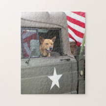 Harvey in seinem Jeep