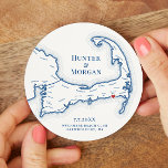 Harwich Port MA Wychmere Beach Club Wedding Runder Pappuntersetzer<br><div class="desc">Beifall zu großartigen Zeiten auf Cape Cod bei Ihrer Hochzeitsfeier an der Küste mit diesen personalisierten Cape Cod Karte Papier Untersetzer. Perfekt auf Ihre Bedürfnisse zugeschnittene Untersetzer für Ihre Cape Cod Cam Bake, Engagement Party, Wedding Welcome Party, Cocktail Hour oder Wedding Reception in Harwich Port, MA, mit dem beweglichen Herzen...</div>