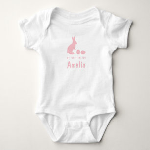 Häschen und Eier in Rosa mit Namen Mein erstes Ost Baby Strampler