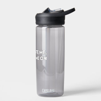 Hass mich nicht Sarcastic Bold Grafik Trinkflasche