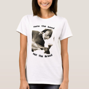 hassen die Tat nicht die Rasse Pillen T-Shirt