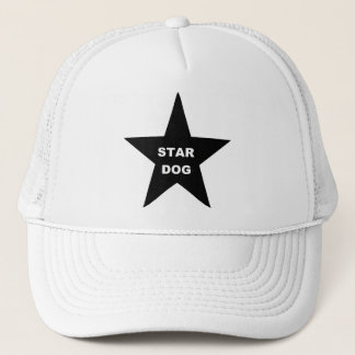 Hat Star Dog auf Black Star Truckerkappe