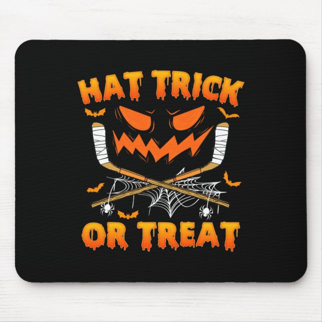 Hat Trick oder Treat Fun Eishockey Halloween Costu Mousepad (Vorne)