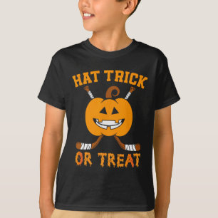 Hat Trick oder Treat Fun Eishockey Halloween Costu T-Shirt