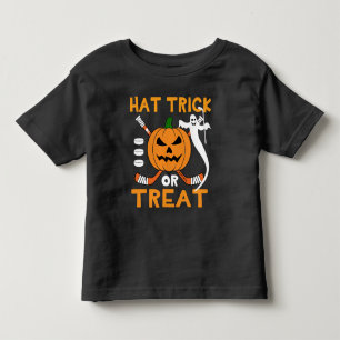 Hat Trick oder Treat Hockey Halloween Kleinkind T-shirt