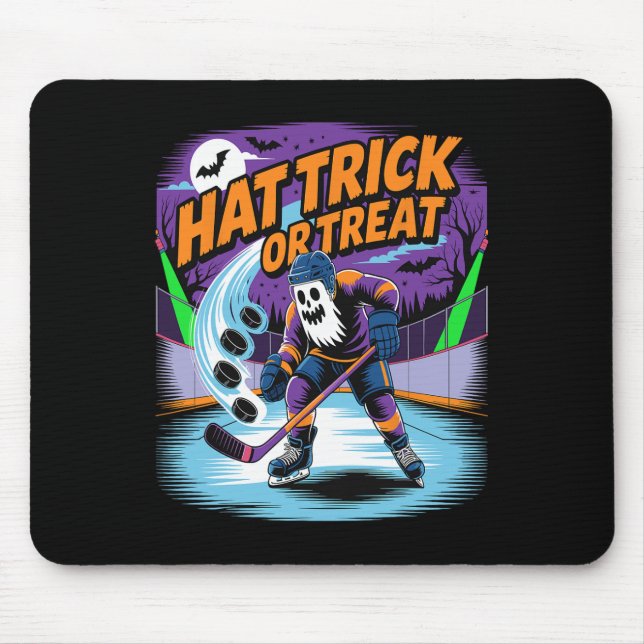 Hat Trick oder Treat Lustiger Eishockey-Geist Hall Mousepad (Vorne)