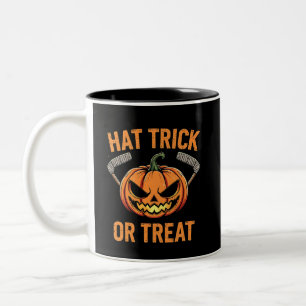 Hat Trick oder Treat Spooky Halloween Eishockey Zweifarbige Tasse