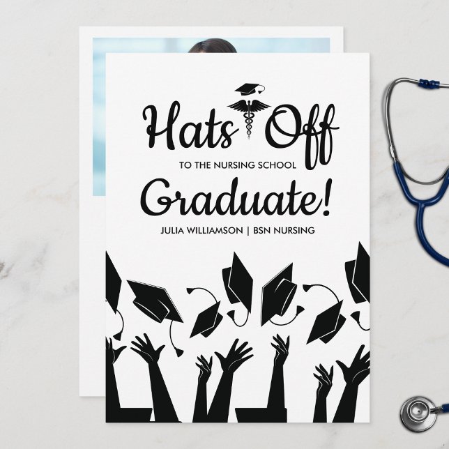 Hats auf der Graduate Nursing Graduation Party Einladung (Von Creator hochgeladen)
