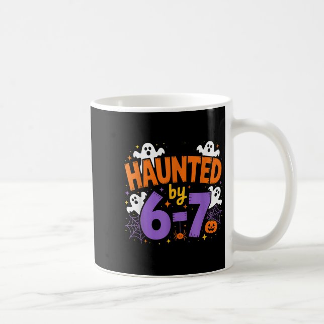 Haunted By 6-7 Halloween Ghosts And Sders Design  Kaffeetasse (Rechts)