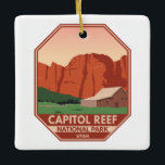 Hauptstadt Reef National Park Ranch Vintag Keramikornament<br><div class="desc">Hauptstadt Reef Vektorgrafik Design. Der Park umgibt eine lange Falte in der Erde,  bekannt als die Wassertaschenfalte,  mit Schichten von goldenem Sandstein,  Schluchten und markanten Felsformationen.</div>