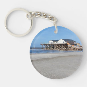 Haus auf Pfählen am Strand von St. Peter Ording Schlüsselanhänger