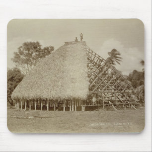 Haus-Gebäude in Samoa-Inseln, c.1875 (Sepia-Foto) Mousepad
