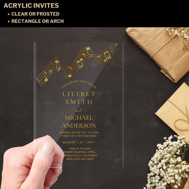 HAUSHALTSKRITERIEN Hochzeiten MUSIKNOTEN Gold Text Acryleinladungen (Von Creator hochgeladen)