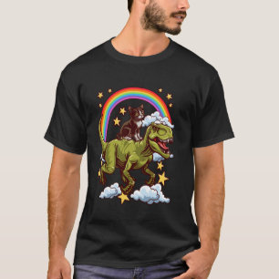 Hauskatze reitet auf einem Dinosaurier Dino T-Shirt