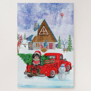 Havanese Dog in Christmas Delivery LKW Schnee