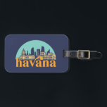 Havanna Kuba Vintage Stadt Skyline Stadtbild Kunst Gepäckanhänger<br><div class="desc">Vintages und retro City Design mit wunderschöner Skyline, touristischer Attraktion und Stadtbild. Cooler Wolkenkratzer und Gebäude Silhouette Illustrationen für Touristen und Reisende. Ideal als Souvenir, um Zuhause auf Reisen zu bringen. Rett die Erinnerung an deine Reise und Ferien mit Familie und Freunden. Die Hintergrundfarbe kann auf die gewünschte Farbe angepasst...</div>
