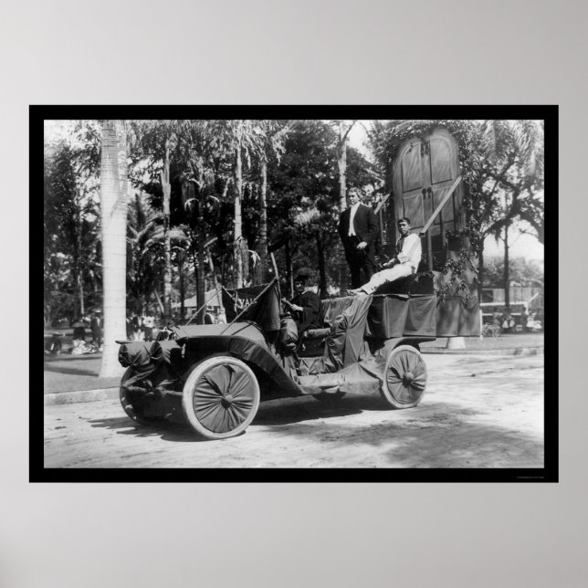 Hawaii Festival Float with Yale Pennant 1912 Poster (Vorne)